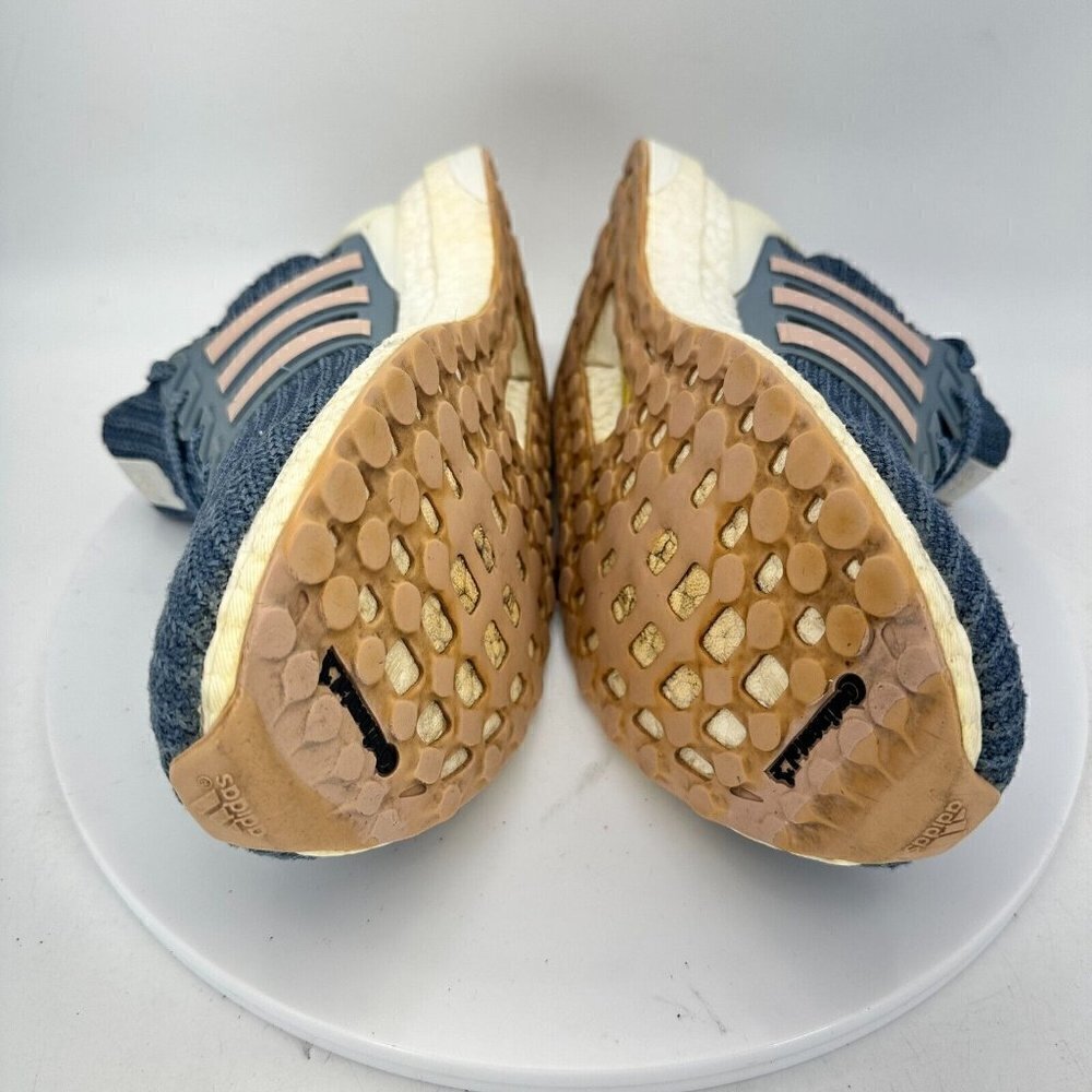 Adidas Ultraboost Blue Pink Women Running Sneaker Shoes BB6493 Size 8.5 - Picture 9 of 13